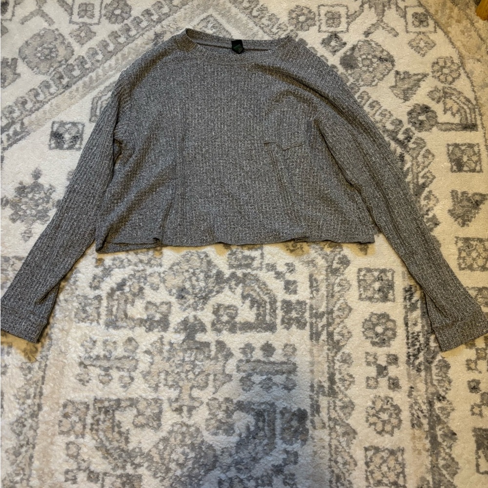 Wild Fable Heather Gray Cropped Knit Top